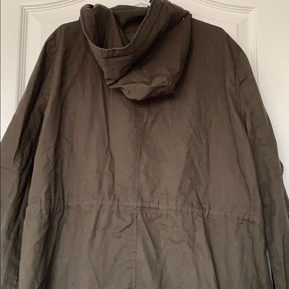 Light Jacket - Picture 2 of 3